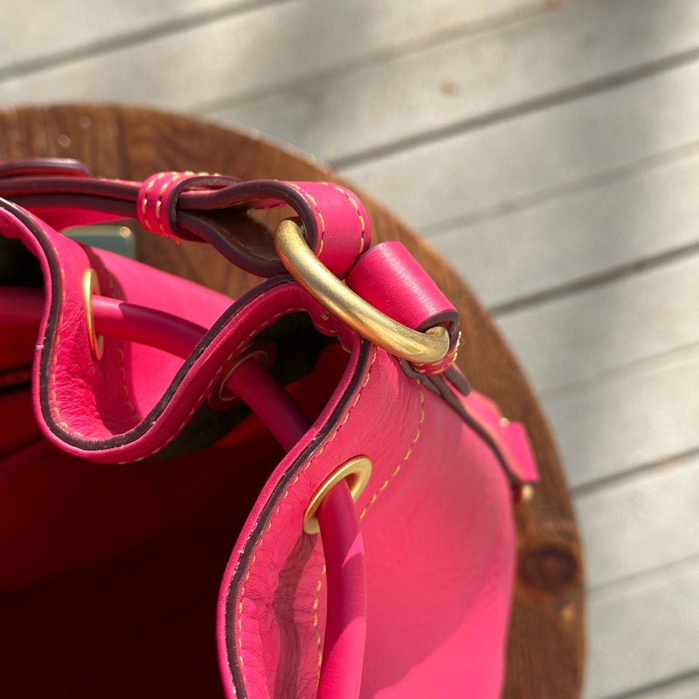 Dooney & Bourke Fuchsia Pink Florentine Whipstitch Bucket Drawstring Bag EEUC - Picture 5 of 11